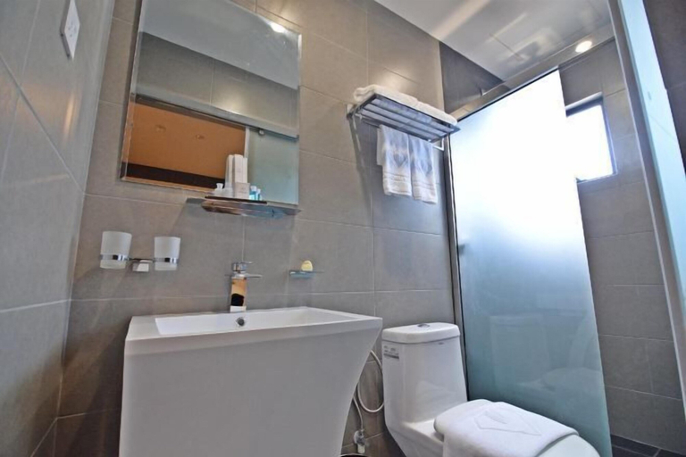 Bathroom 4, Diamond Inn, Kota Kinabalu