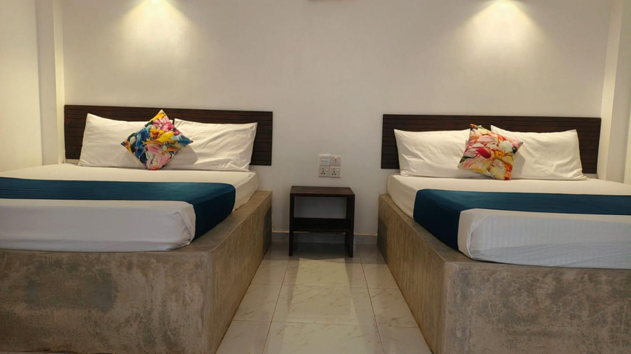Bedroom 2, Lake Edge Resort, N. Palatha Central