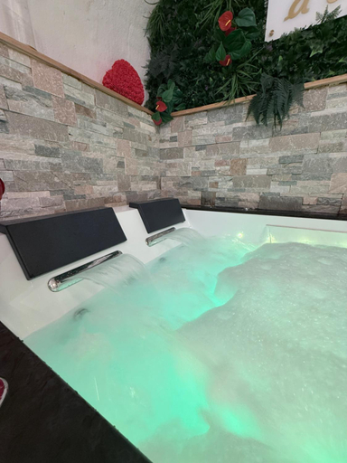 Sport & Beauty 4, Evasion duo, Suite Atypique privative, Hammam & Balneo, Bouches-du-Rhône