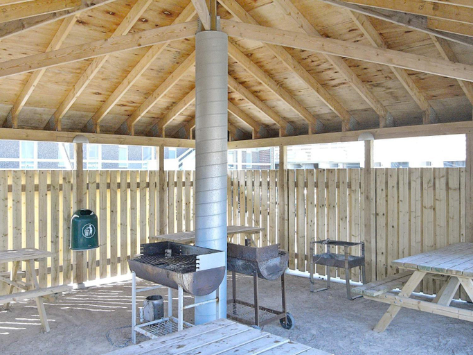 Food & Drinks, Apartment with terrace in a holiday park, Fanø