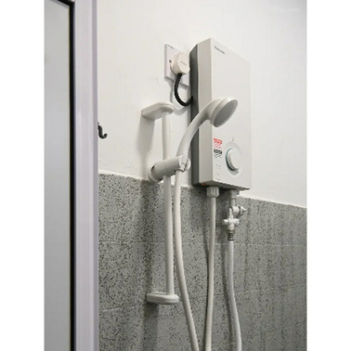 Bathroom 5, Juichi Airbnb (managed by Room V), Kluang
