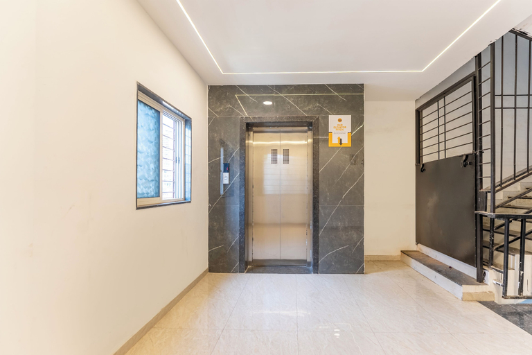 Interior 4, Itsy Hotels Sri Nidhi Executive, Pune