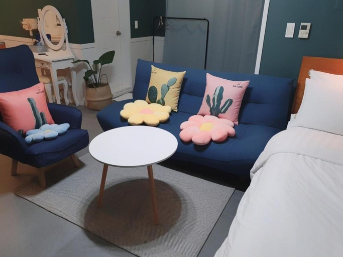 Bedroom 2, Seoguipo Deluna spa pension, Seogwipo