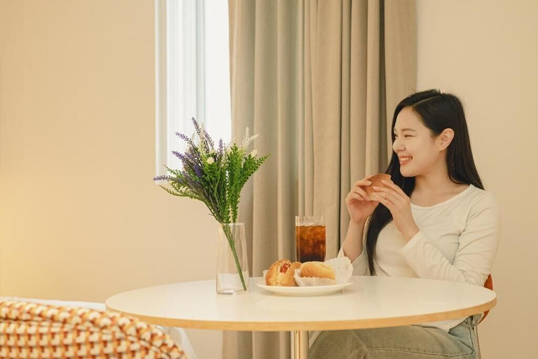 Dining 4, HOTEL DAUN GURI, Guri