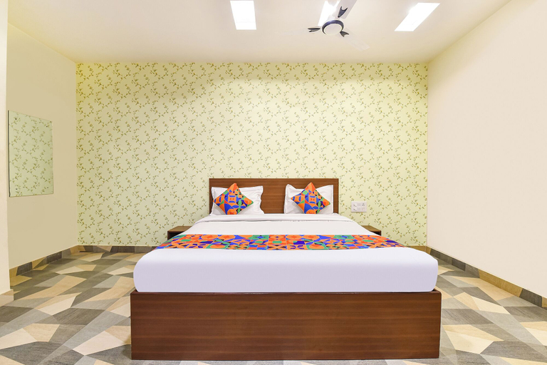 Room 5, Fabhotel Shivalika, Jaipur