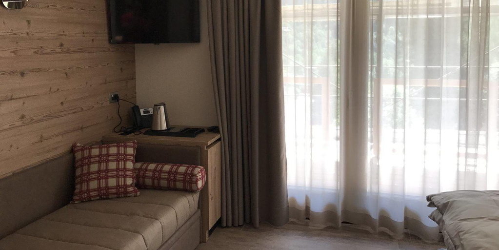 Bedroom 3, Hotel Le Cime, Sondrio