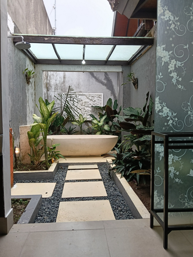 Bathroom 4, Sri Abi Ratu Villa, Gianyar