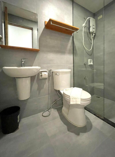 Bathroom 5, Bambu Suites Palawan, Puerto Princesa City