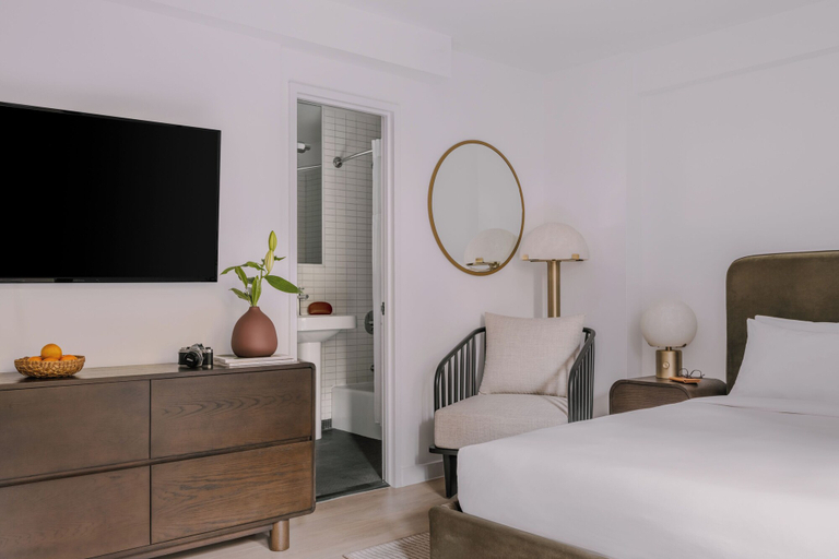 Room 5, Nester Finn Grand Central, New York