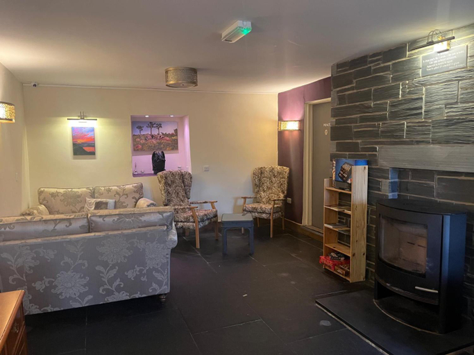 Others 4, The Star Inn, Powys
