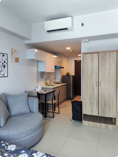 Living area 3, Luxury Studio 38 Park Ave, Cebu City