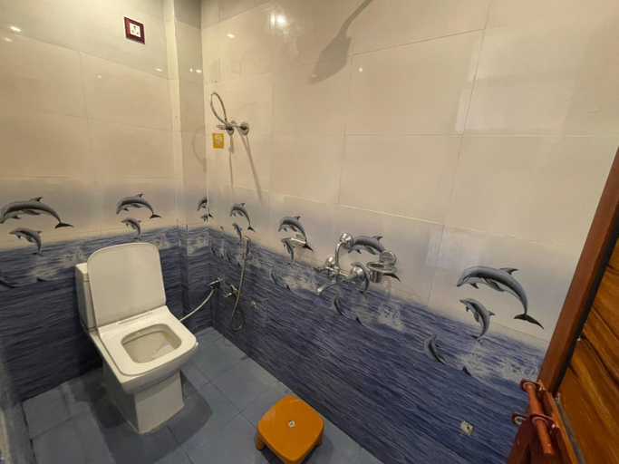 Bathroom 4, Govind Atithi Grah, Faizabad