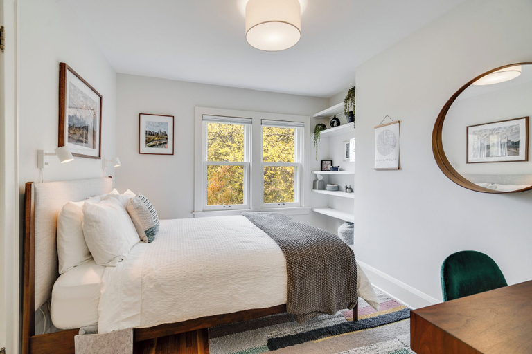 Bedroom 2, Nokomis Blue, Hennepin