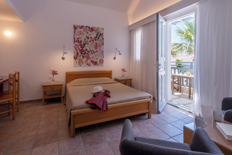 Bedroom 3, Rosebay Hotel, South Aegean