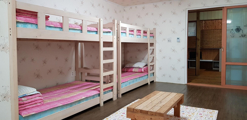 Room 3, Jun House - Hostel, Jeju