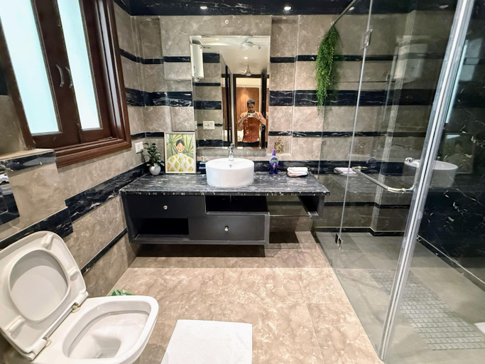 Bathroom 4, Avatar Living Luxe, Delhi