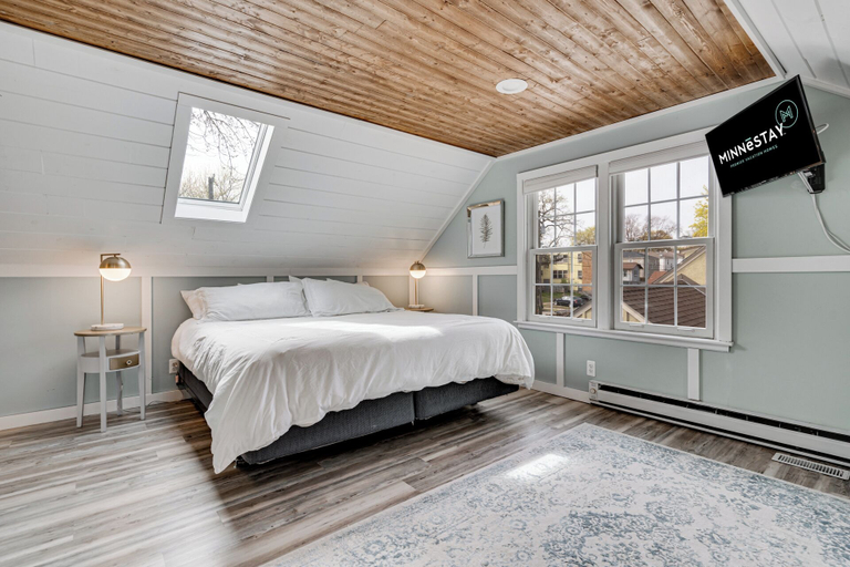 Bedroom 3, Perfect Family Bungalow, Hennepin
