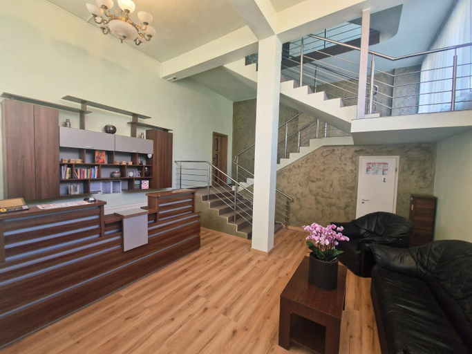 Others 4, Boutique Global, Brasov