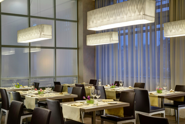 Food & Drinks 4, Unahotels San Vitale Bologna, Bologna