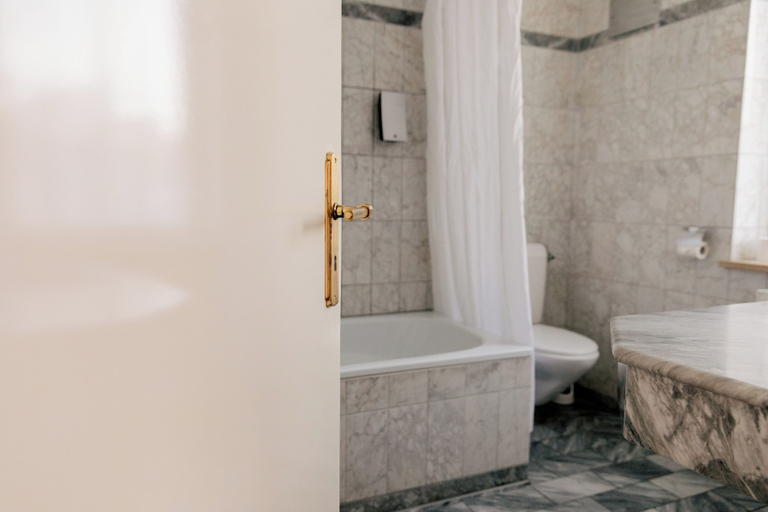 Bathroom 5, Hotel Fletzinger, Rosenheim