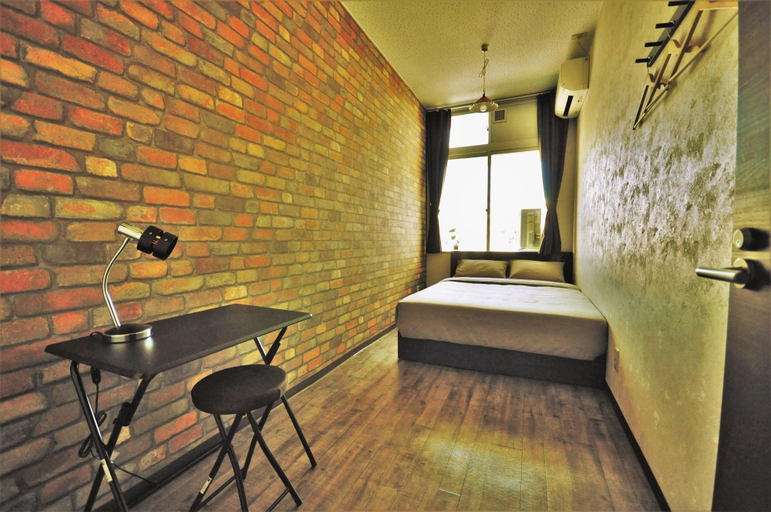 Room 4, Guest House My Place, Naha