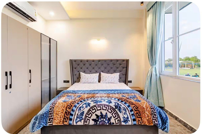 Room 2, Skynest Farm Stay, Faridabad