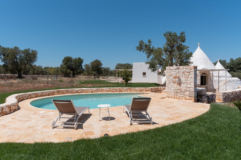 Others 2, Trullo White Dream con Piscina, Brindisi