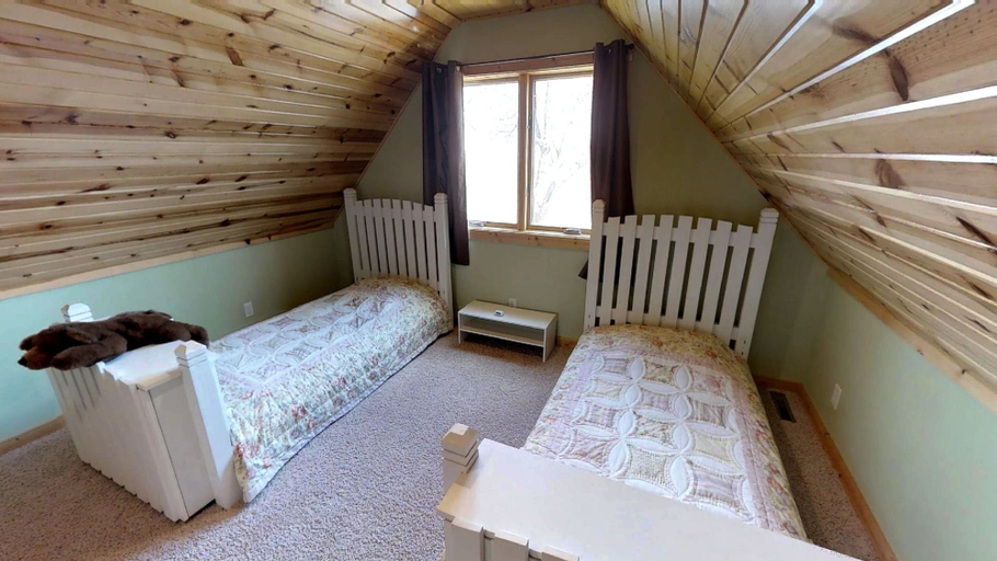 Bedroom 3, Lakefront Hideaway, Meeker