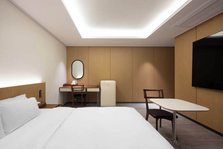 Bedroom 2, Browndot, Gangneung