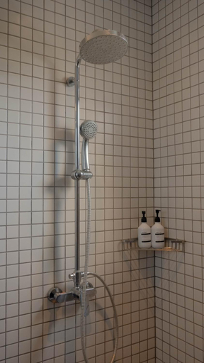 Bathroom 3, Casa Nadi, Badung