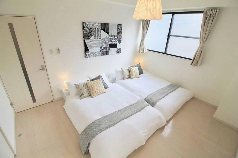 Bedroom 2, Luxes Hijiyama, Hiroshima