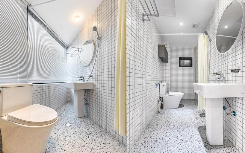 Bathroom 2, Yeosu Jinnam Mansion Pension, Yeosu