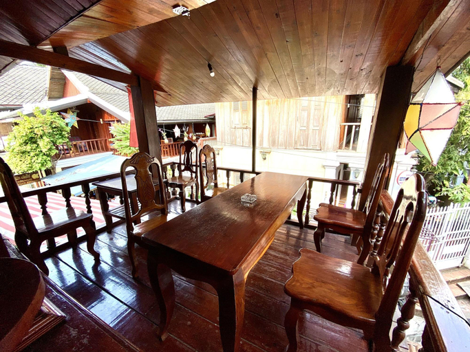 Food & Drinks 5, Soutikone1 Guesthouse, Chomphet