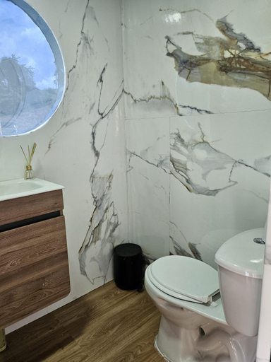 Bathroom 4, Hotel Jardin del Eden, Peñol