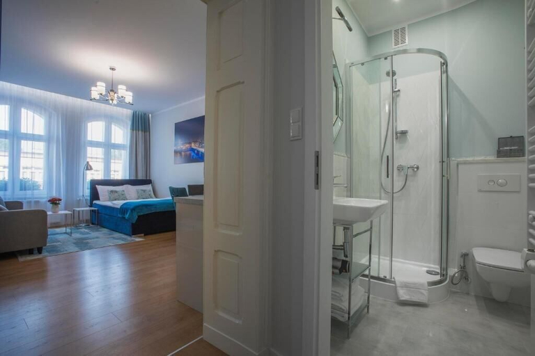 Bathroom, Proseco apartments, Ople
