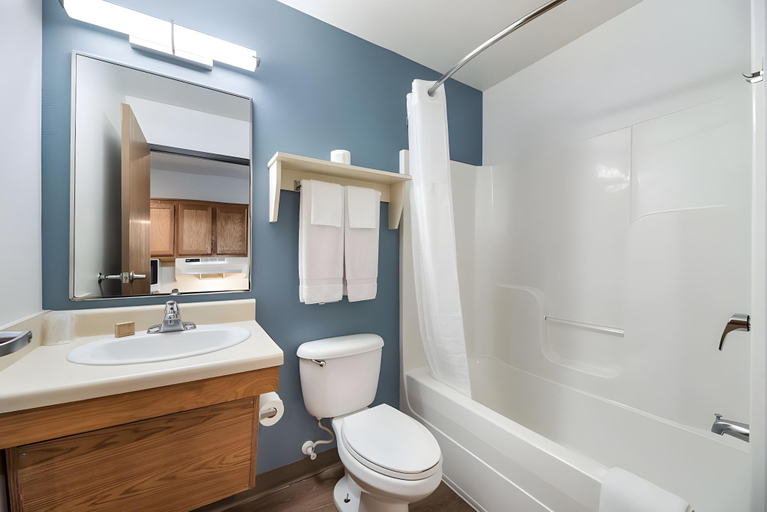 Bathroom 4, WoodSpring Suites Springdale, Washington