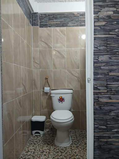 Bathroom 5, Hostal, Catemaco