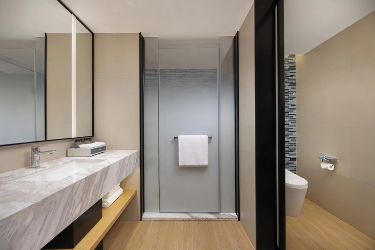 Bathroom 5, Fairfield By Marriott Shangrao Xinzhou, Shangrao