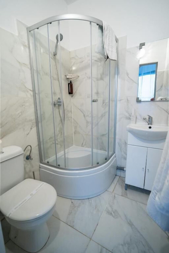 Bathroom 2, Barrique Weiss, Brasov