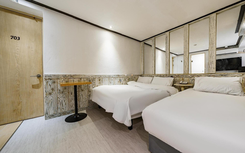 Bedroom 2, Wangsimni Jouvence, Seongdong