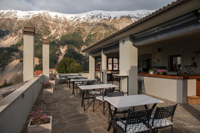 Food & Drinks 4, Agathi, Epirus