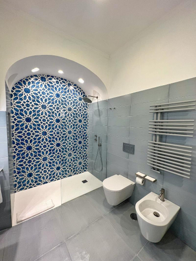 Bathroom 4, Villa Alba d'Oro - Historic Luxury Villa, Salerno