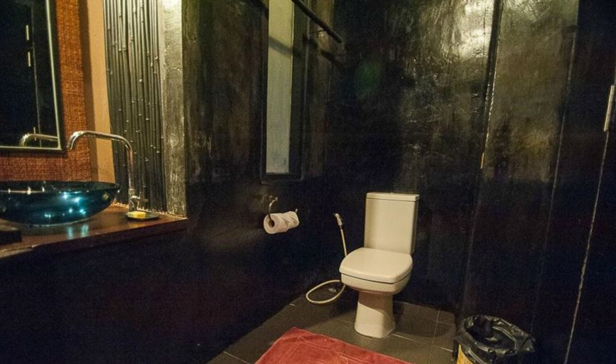 Bathroom, Lalaanta Hideaway Resort, Ko Lanta