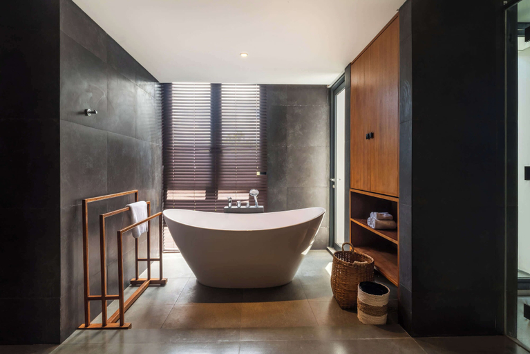 Bathroom 3, Santos Cliff View, Badung