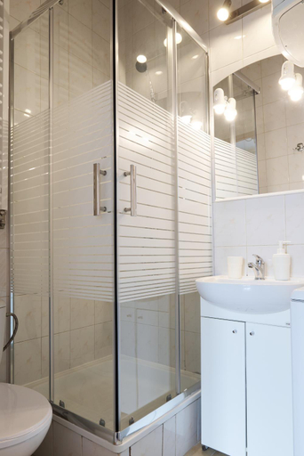 Bathroom, Rzeszowska Apartment, Kraków City