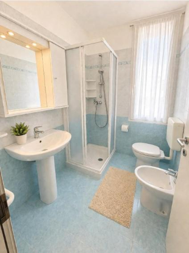 Bathroom 2, Villa Rita - AGENZIA COCAL, Venezia