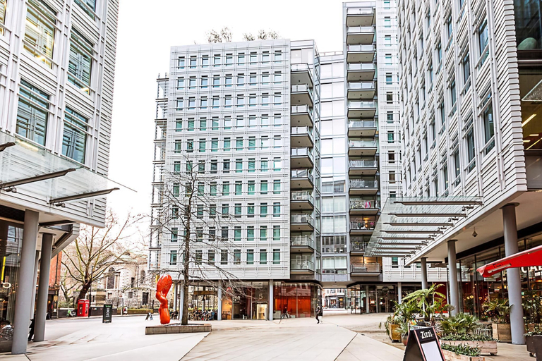 Exterior & Views, Idyllic Covent Garden Flat, London