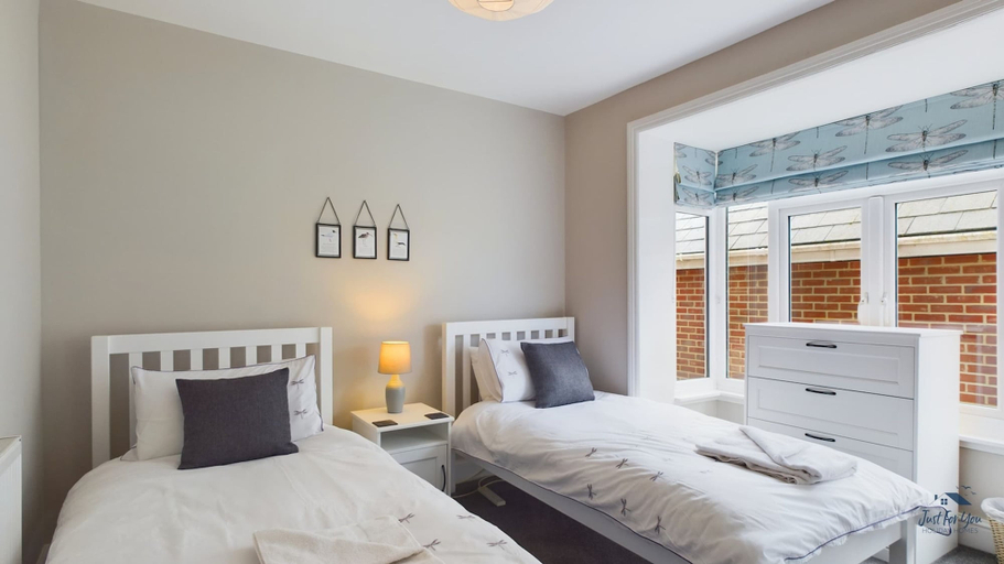 Bedroom 3, Coastal East View in St Helens, Isle of Wight