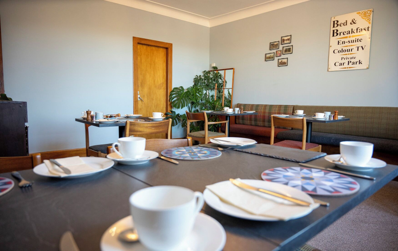 Food & Drinks 4, Leven House, Perthshire and Kinross