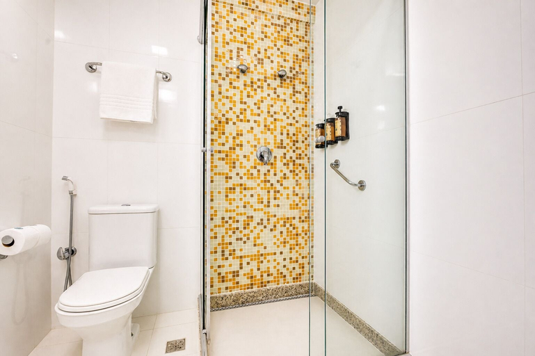 Bathroom 5, Quality Hotel & Suites Brasilia, Brasília